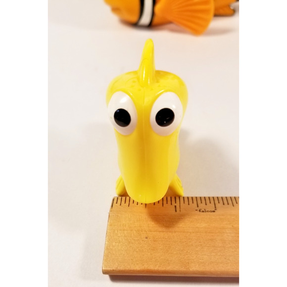 McDonalds Happy Meal Toy Disney Nemo Figure Clown Fish & Bubbles Fish - Picture 12 of 13